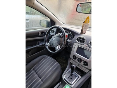 FORD FOCUS 1.6 Ambiente