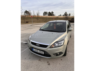 FORD FOCUS 1.6 Titanium