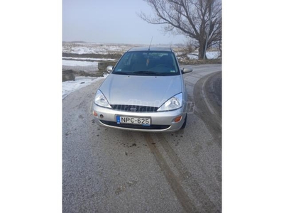 FORD FOCUS 1.6 Trend