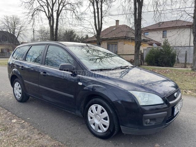 FORD FOCUS 1.6 Trend