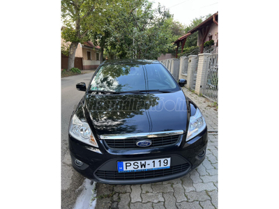 FORD FOCUS 1.8 FFV Trend