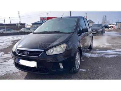 FORD FOCUS C-MAX 1.6 TDCi Trend Ghia VEZETETT SZERVIZKÖNYV!