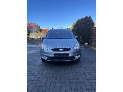 FORD GALAXY 2.0 TDCi Ghia DPF [7 személy]