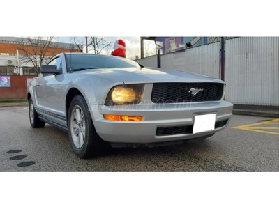 FORD MUSTANG Fastback 4.0 V6 (Automata)