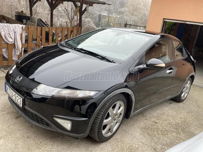 HONDA CIVIC 1.8 Executive Magyarországi!