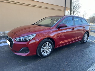 HYUNDAI I30 1.4 MPi GO! Plus Led-Tempomat-Kamera-Sávtartó-ParkolóRadar-ÜlésFűtés