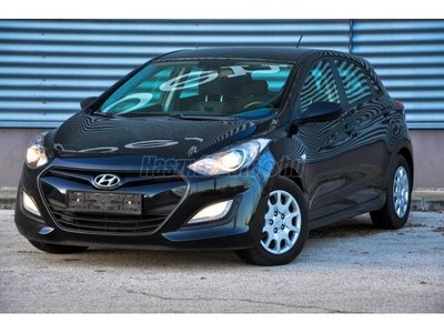 HYUNDAI I30 1.4i Comfort /Hibátlan állapot/Szervizkönyv/Friss átvizsgálás és olajcsere/