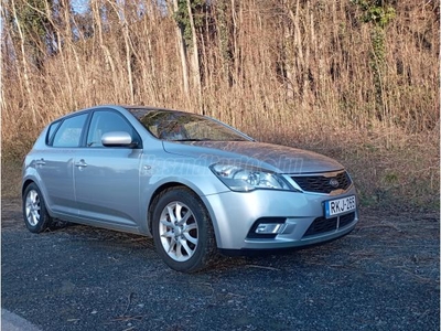 KIA CEE'D 1.4 (2012) FL