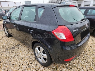 KIA CEE'D 1.4 LX 93.000 KM.TÖRÉSMENTES. DIGIT.KLÍMA. TEMPOMAT