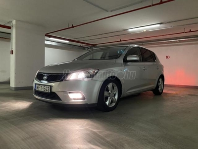 KIA CEE'D 1.6 CRDI EX