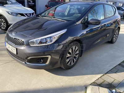 KIA CEE'D 1.6 GDI Silver