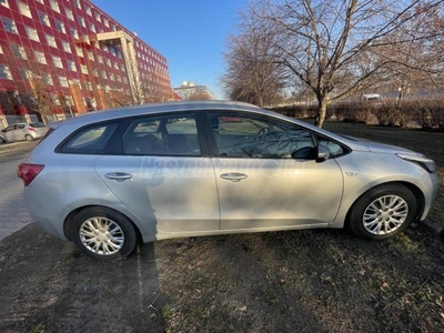 KIA CEE'D SW 1.6 CRDI LX klima .vonohorog.2 ev muszaki.6 sebesseges kombi