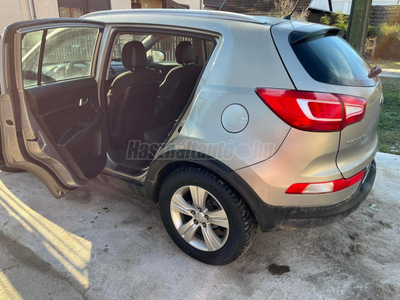 KIA SPORTAGE 1.7 CRDi LX SLS