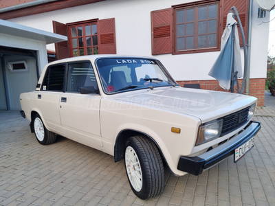 LADA 1500