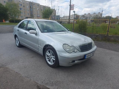 MERCEDES-BENZ C 200 CDI Elegance (Automata) KITŰNŐ ÁLLAPOT FRISSEN SZERVIZELVE