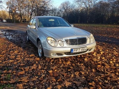 MERCEDES-BENZ E 220 CDI Avantgarde (Automata)