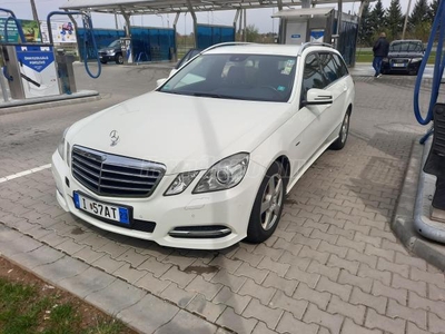 MERCEDES-BENZ E 250 CDI T BlueEFFICIENCY Avantgarde