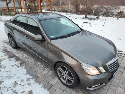 MERCEDES-BENZ E 350 CDI BlueEFFICIENCY Avantgarde (Automata) DISTRONIC