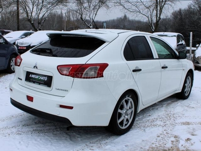 MITSUBISHI LANCER 1.5 Inform Sportback Friss nagyszerviz