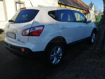 NISSAN QASHQAI 1.6 Acenta téli - nyári kerékszettel !