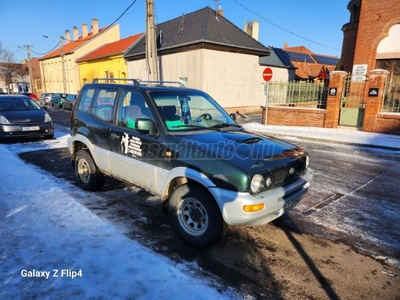 NISSAN TERRANO II 2.7 TDI SE