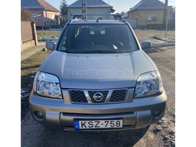 NISSAN X-TRAIL 2.2 dCi Comfort Columbia