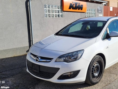 Opel Astra J 1.4 T Selection