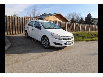 OPEL ASTRA H 1.4 Enjoy