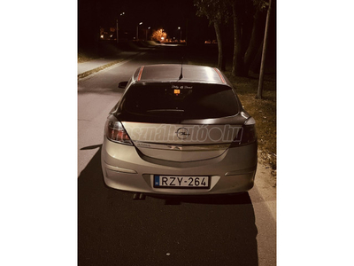 OPEL ASTRA H 1.9 CDTI GTC Cosmo