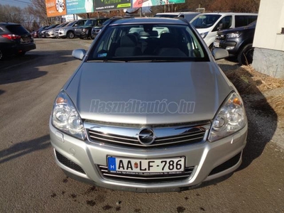 OPEL ASTRA H Caravan 1.6 Enjoy 187ekm SZERVÍZKÖNYV