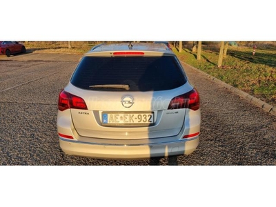 OPEL ASTRA J 1.7 CDTI EcoFLEX Start-Stop Active