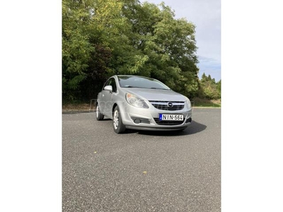 OPEL CORSA D 1.2 111 Years Easytronic