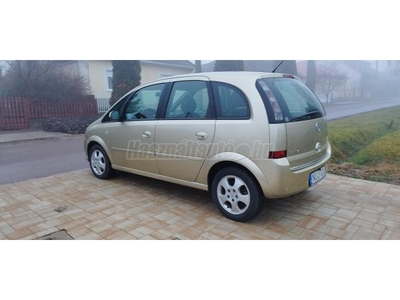 OPEL MERIVA 1.6 16V Cosmo Easytronic