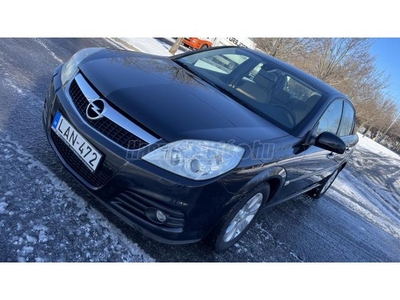 OPEL VECTRA C 1.8 Elegance Bőr belső.ülés fűtés.Szép állapot!