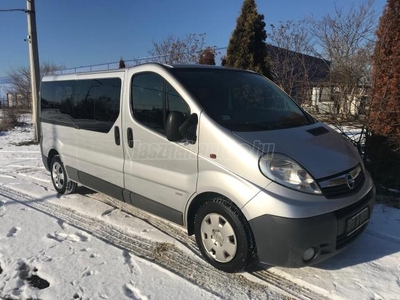 OPEL VIVARO 2.5 CDTI L1H1 2.9t Végig az Opelnél szervizelt