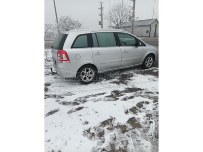 OPEL ZAFIRA B 1.9 CDTI Enjoy