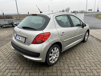 PEUGEOT 207 1.6 VTi Premium