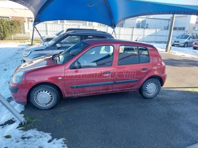 RENAULT CLIO 1.2 16V Azure