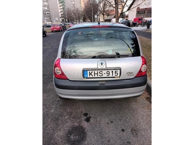 RENAULT CLIO