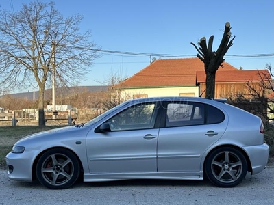 SEAT LEON 1.8 T 20V Sport R