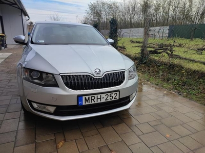 SKODA OCTAVIA 1.4 TSI Ambition