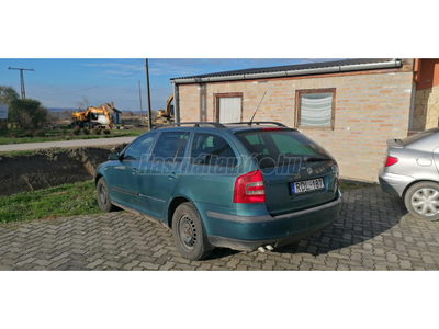 SKODA OCTAVIA Combi 1.9 PD TDi Ambition DSG