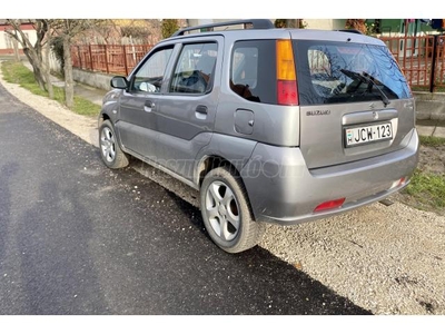 SUZUKI IGNIS 1.3 GS AC