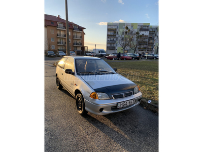 SUZUKI SWIFT 1.0 GS