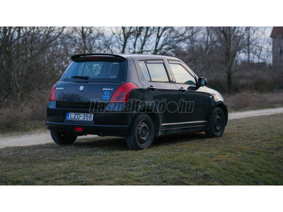 SUZUKI SWIFT 1.3 GLX CD AC