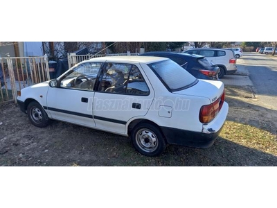 SUZUKI SWIFT Sedan 1.3 GL