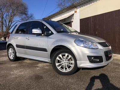 SUZUKI SX4 1.6 GS CD ESP NAVIGÁCIÓ.DIGIT KLÍMA.ÜLÉS-FŰTÉS.ALUFELNIK.TOLATÓ-KAMERA.VONÓHOROG !!