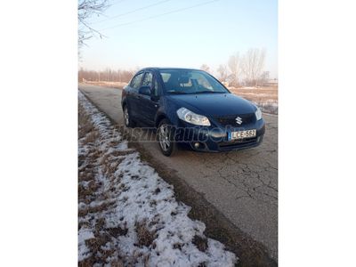 SUZUKI SX4 Sedan 1.6 GLX+