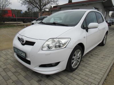 TOYOTA AURIS 1.6 Executive / 119 EZER KM / XENON / ALU / KEYLESS GO /