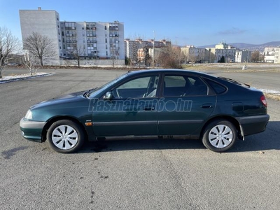 TOYOTA AVENSIS 1.6 T22